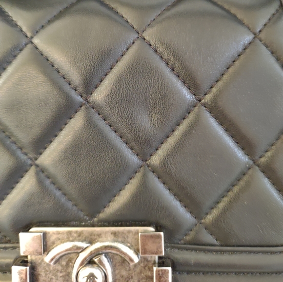 Chanel Boy Small Bag - Picture 6 of 15